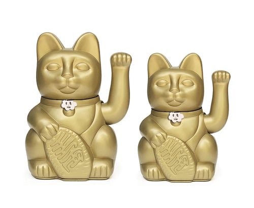 Gato de la suerte dorado