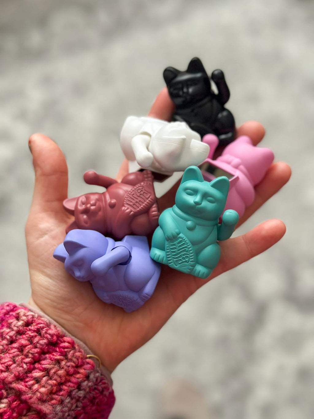 Mini Lucky Solar Weiße Katze „Shiora“