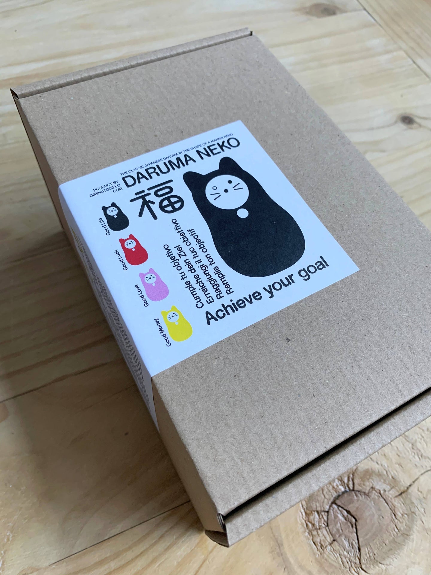 Schwarze Daruma-Katze „Gute Gesundheit“
