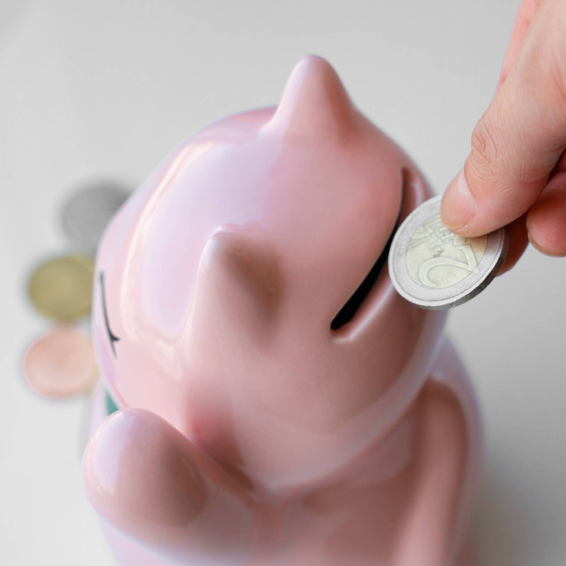 Tirelire Chat Chanceux Rose Helio Ferretti Vue 3