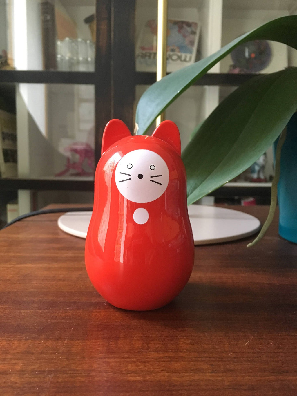 Chat Daruma Rouge "Chance" - Daruma japonais, figurine - vue principale - Diminuto Cielo