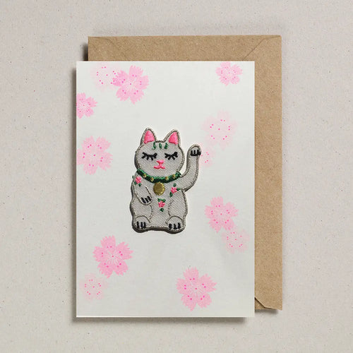 Carte de Vœux avec Patch - Chat Chanceux - Maneki Neko - vue principale - Petra-boase-ltd