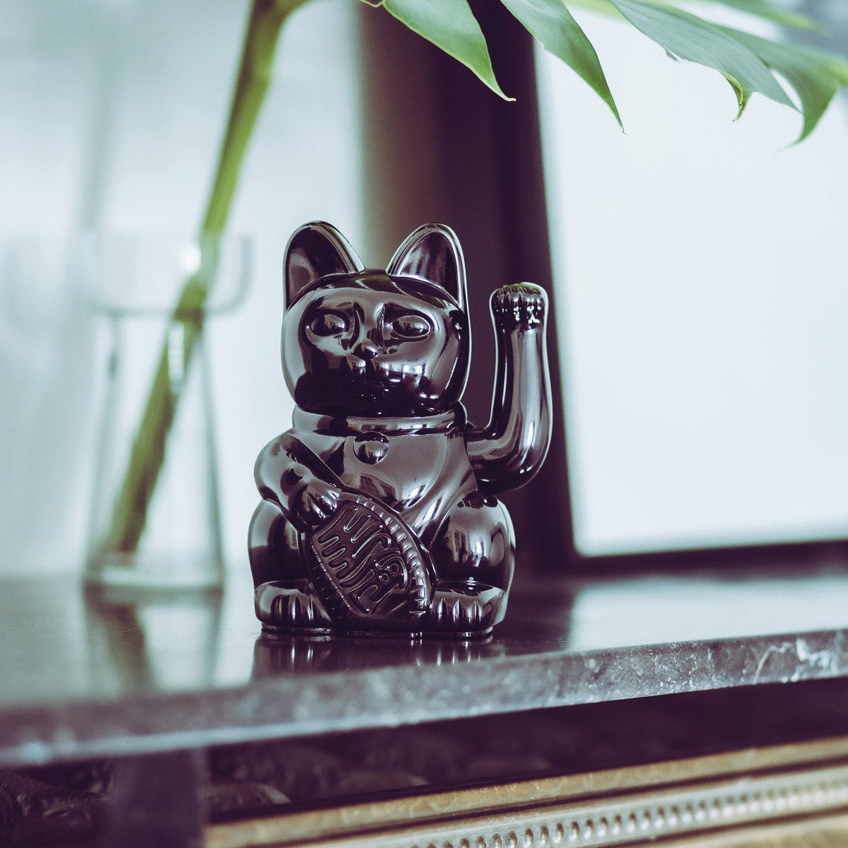 Chat Porte-Bonheur Maneki-Neko Noir - Donkey Products 15 Cm
