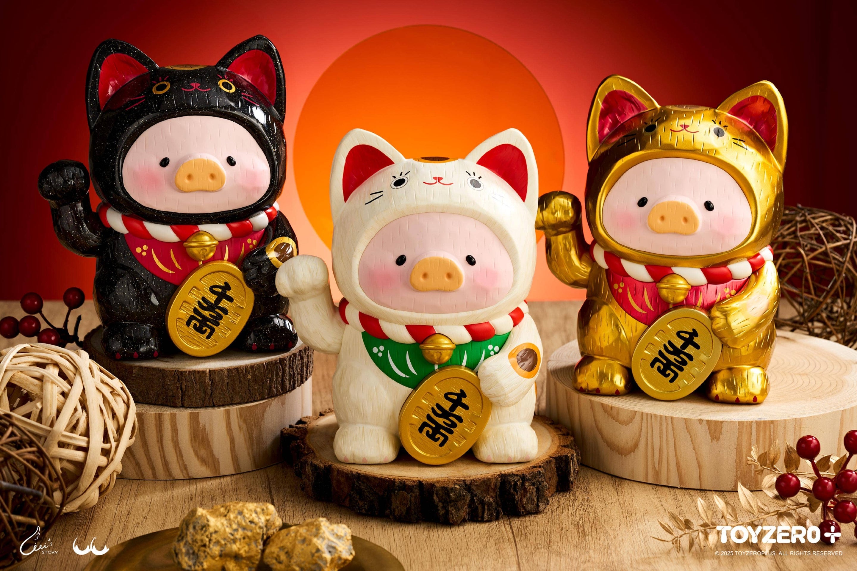 LuLu le Cochonnet - Maneki Lu (chat calico) — sculpture en bois 18cm