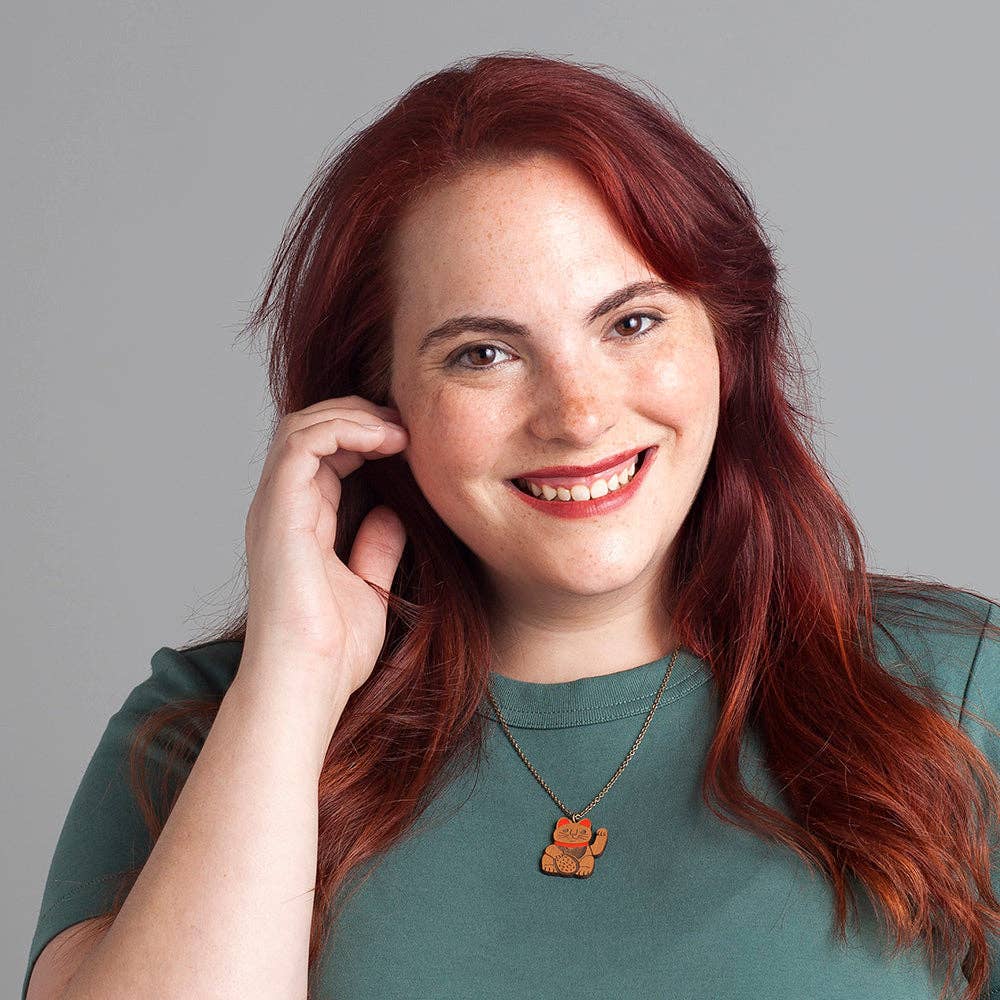 collier-chat-chanceux-en-bois-materia-rica 